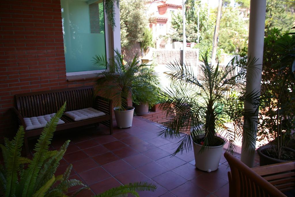 B&B Ines Сан-Кугат-дал-Бальєс Екстер'єр фото