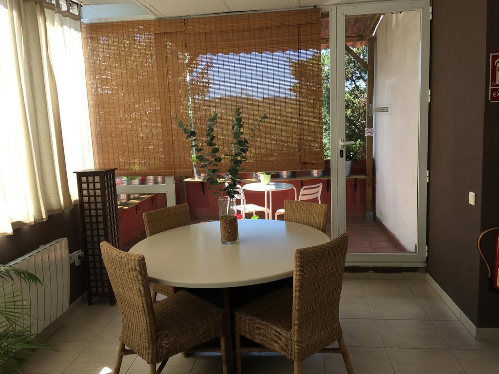 B&B Ines Сан-Кугат-дал-Бальєс Екстер'єр фото